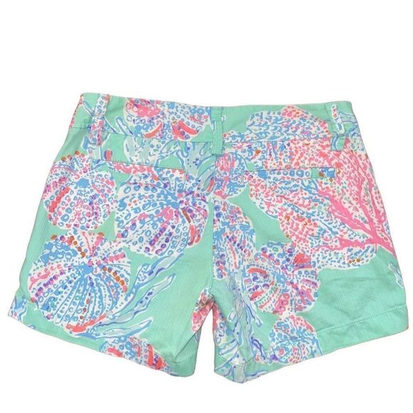 Lilly Pulitzer 5” Callahan Minty Fresh Shorts - Picture 2 of 16